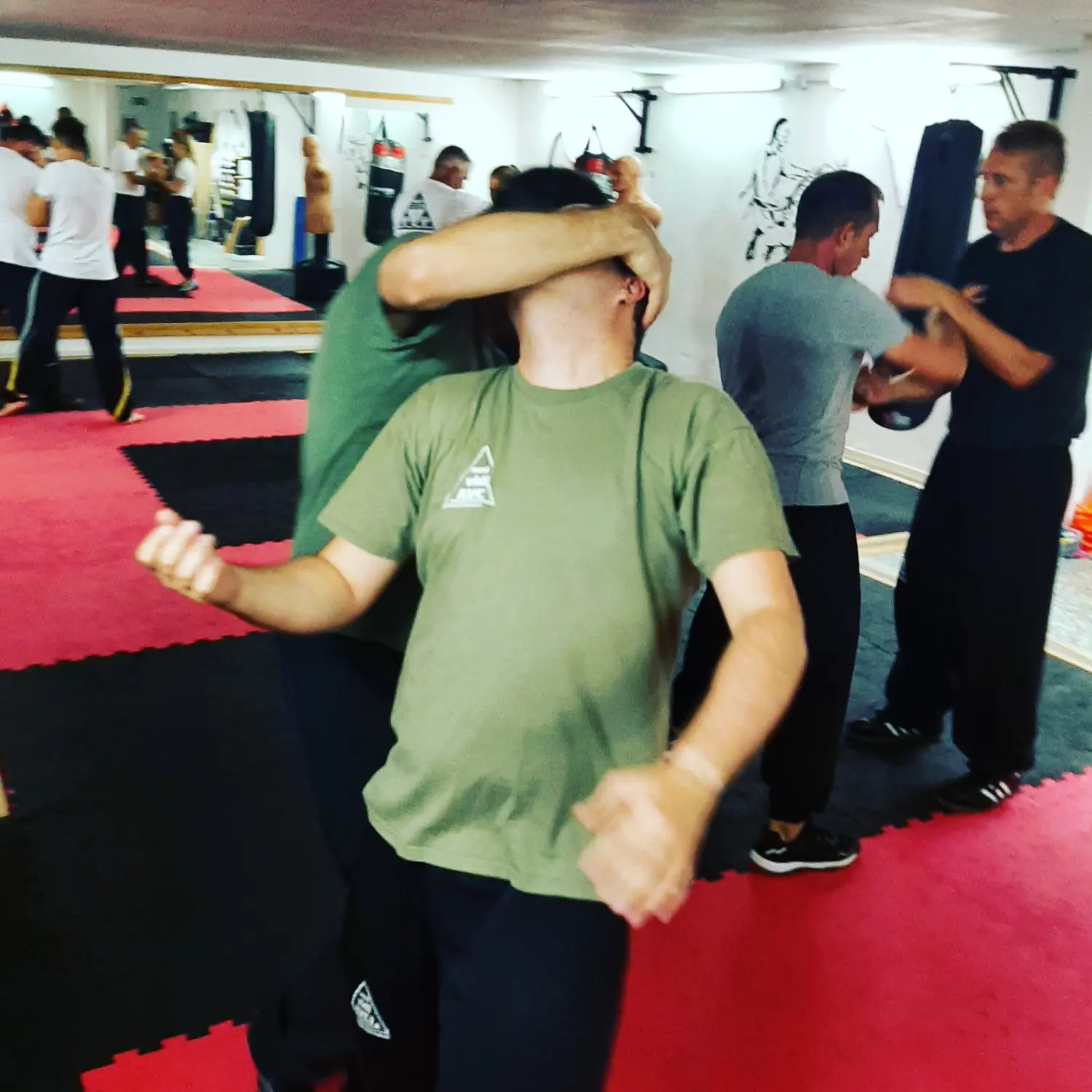 Kampfsportschule Moers - Training im Trainingsraum