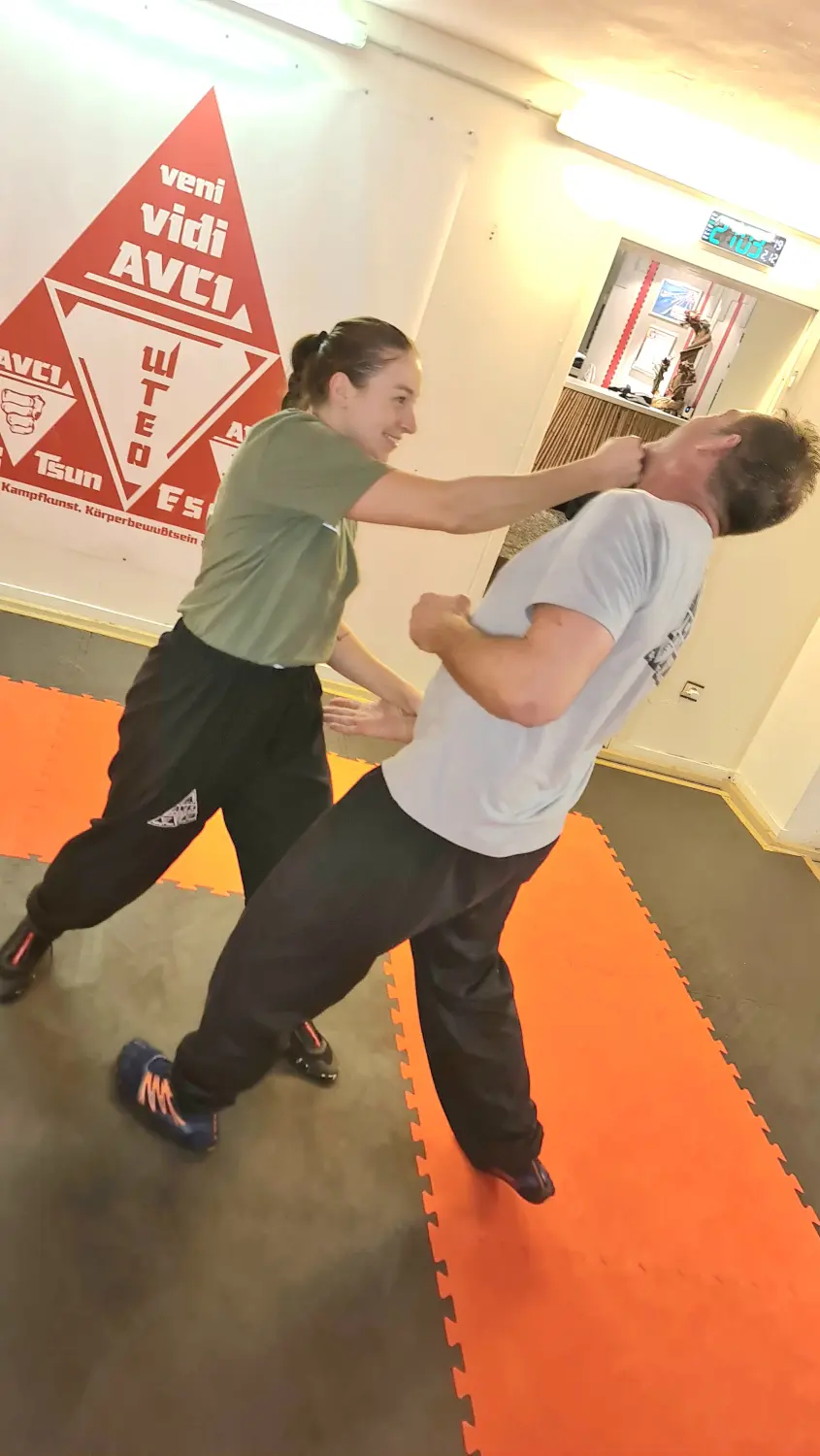 Kampfsportschule Moers - Training im Trainingsraum