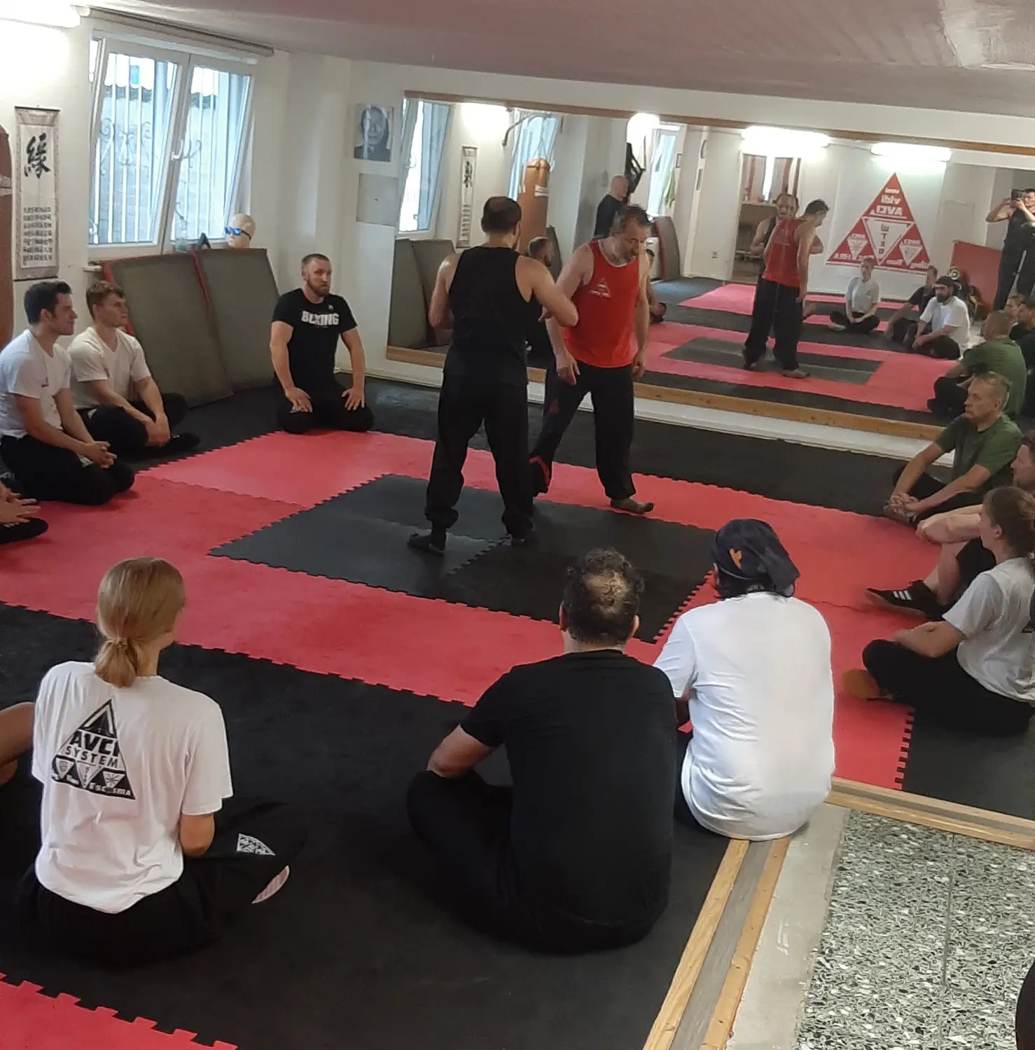 Kampfsportschule Moers - Training im Trainingsraum