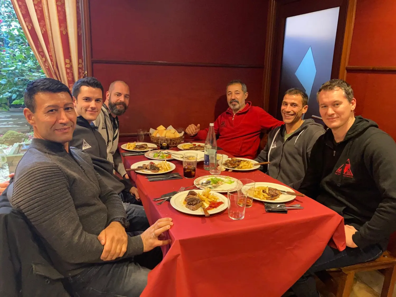 Kampfsportschule Moers - Martial Arts Team Restaurant dine-in