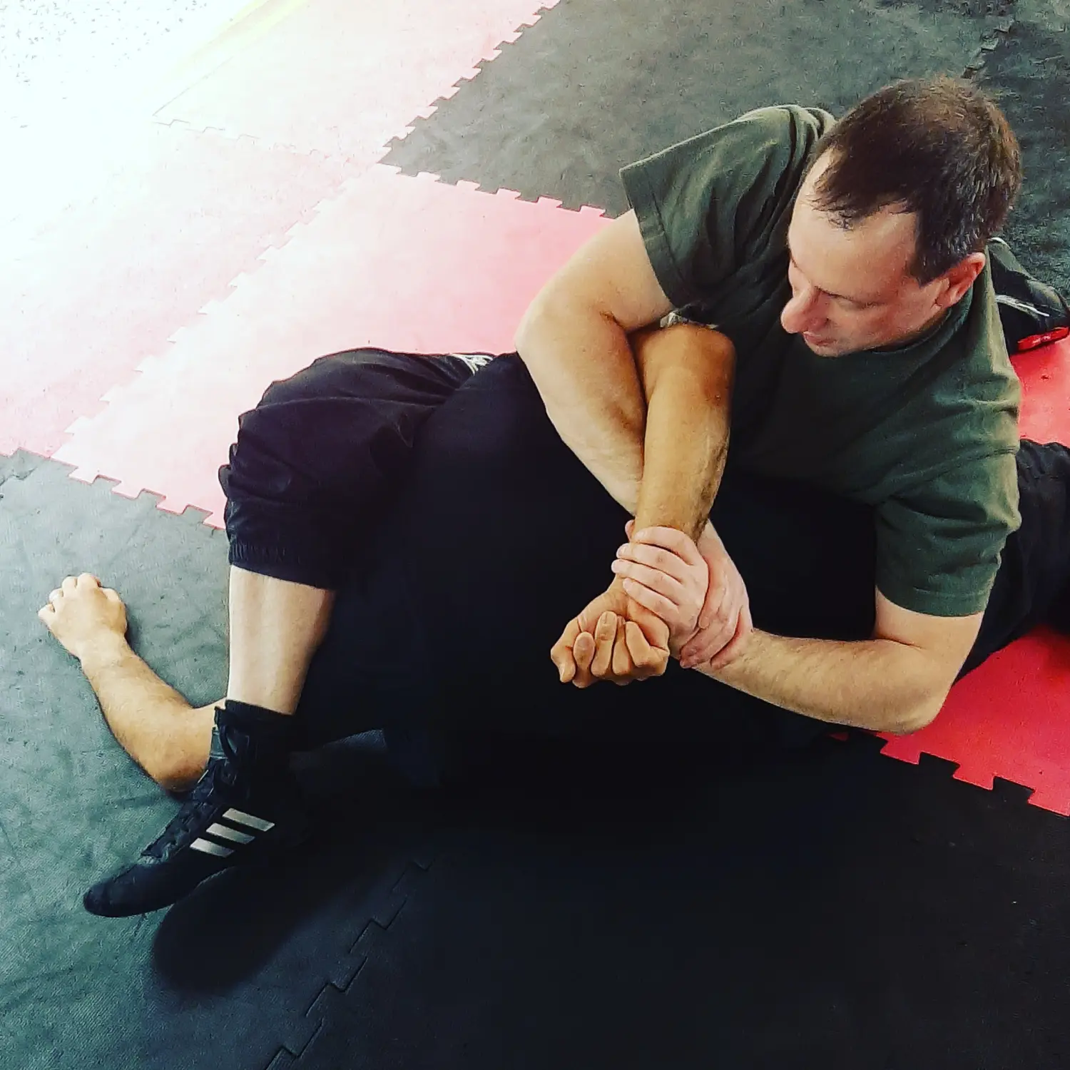 Kampfsportschule Moers - Erwachsenentraining im Trainingsraum